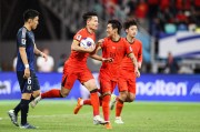 京媒：虽1比3不敌日本队，国足正逐步摘掉“锋无力”的帽子